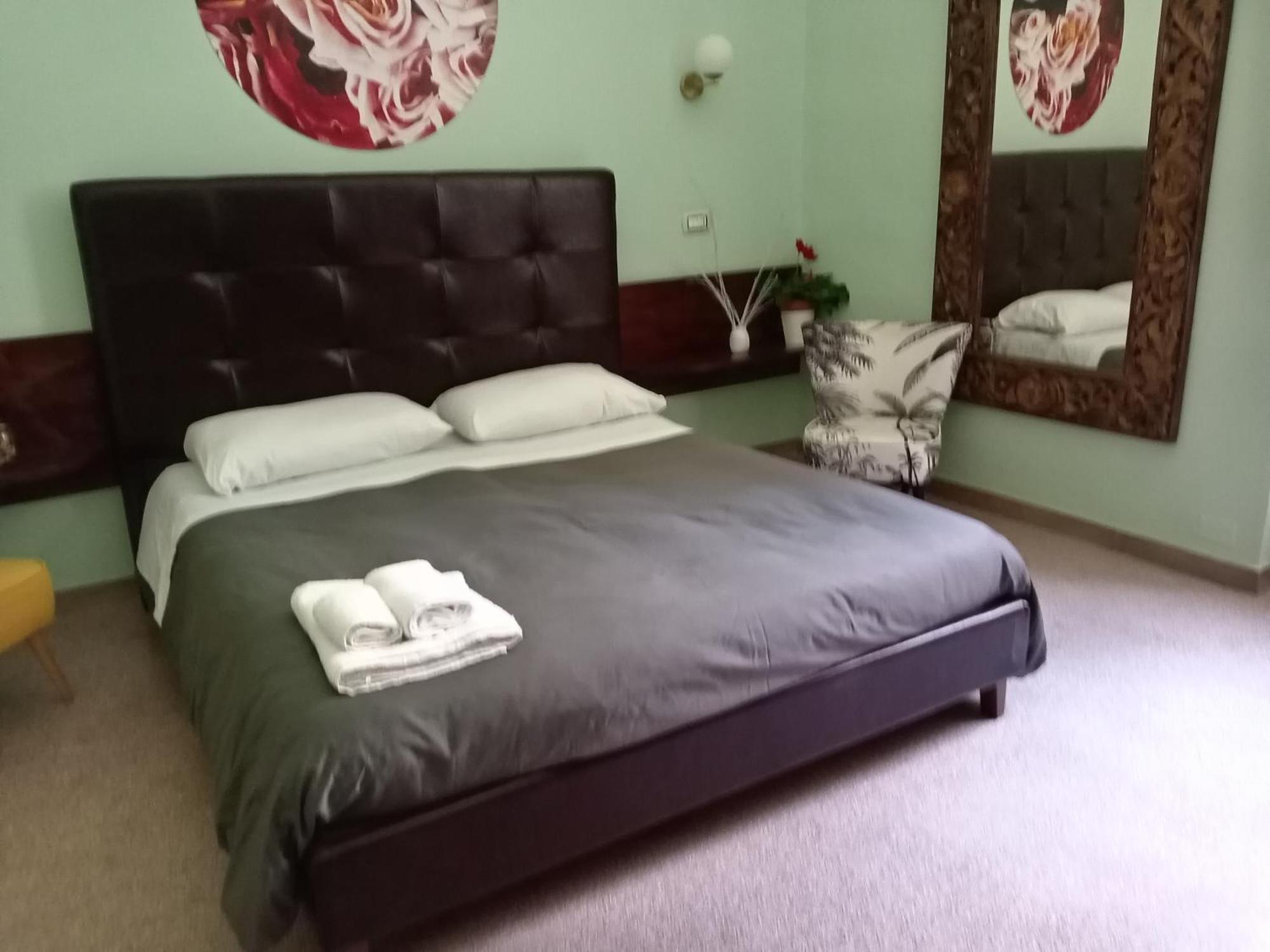Apartment Piazza Verdi Liberty House *