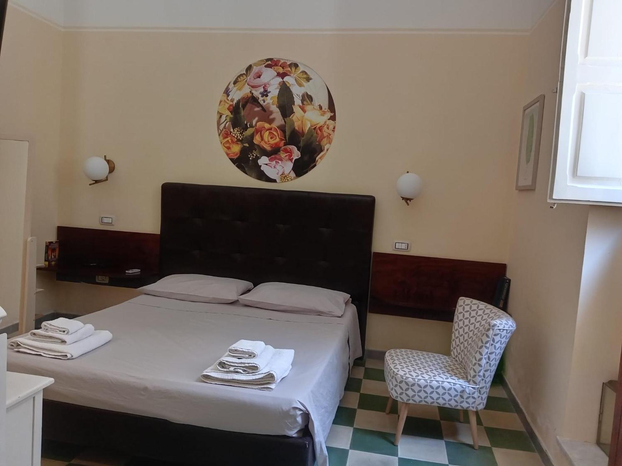 Piazza Verdi Liberty House Apartment